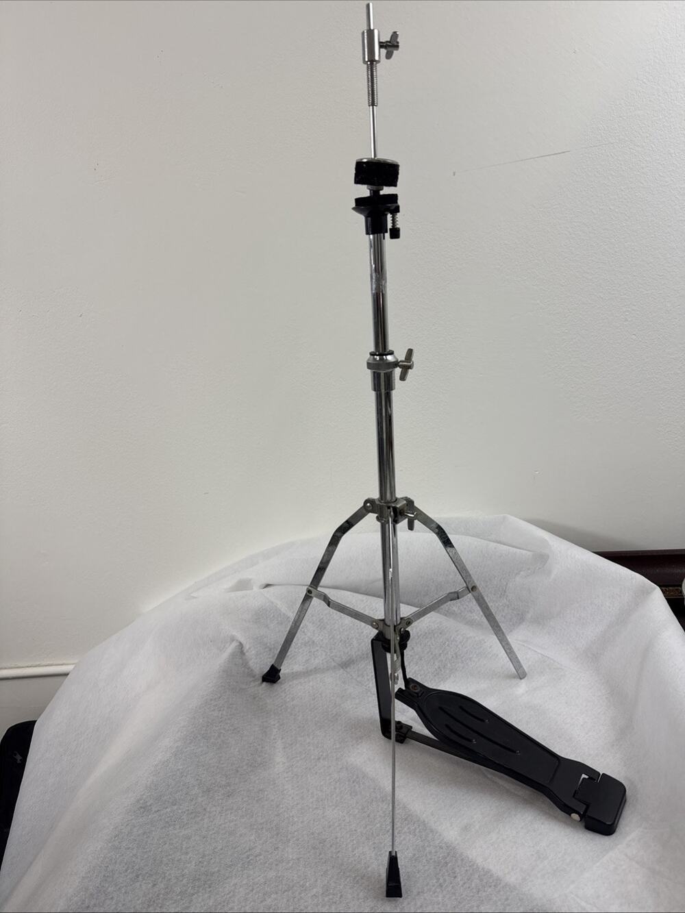 Single-Braced 3-Leg Hi-Hat Stand with Clutch - Black Footboard
